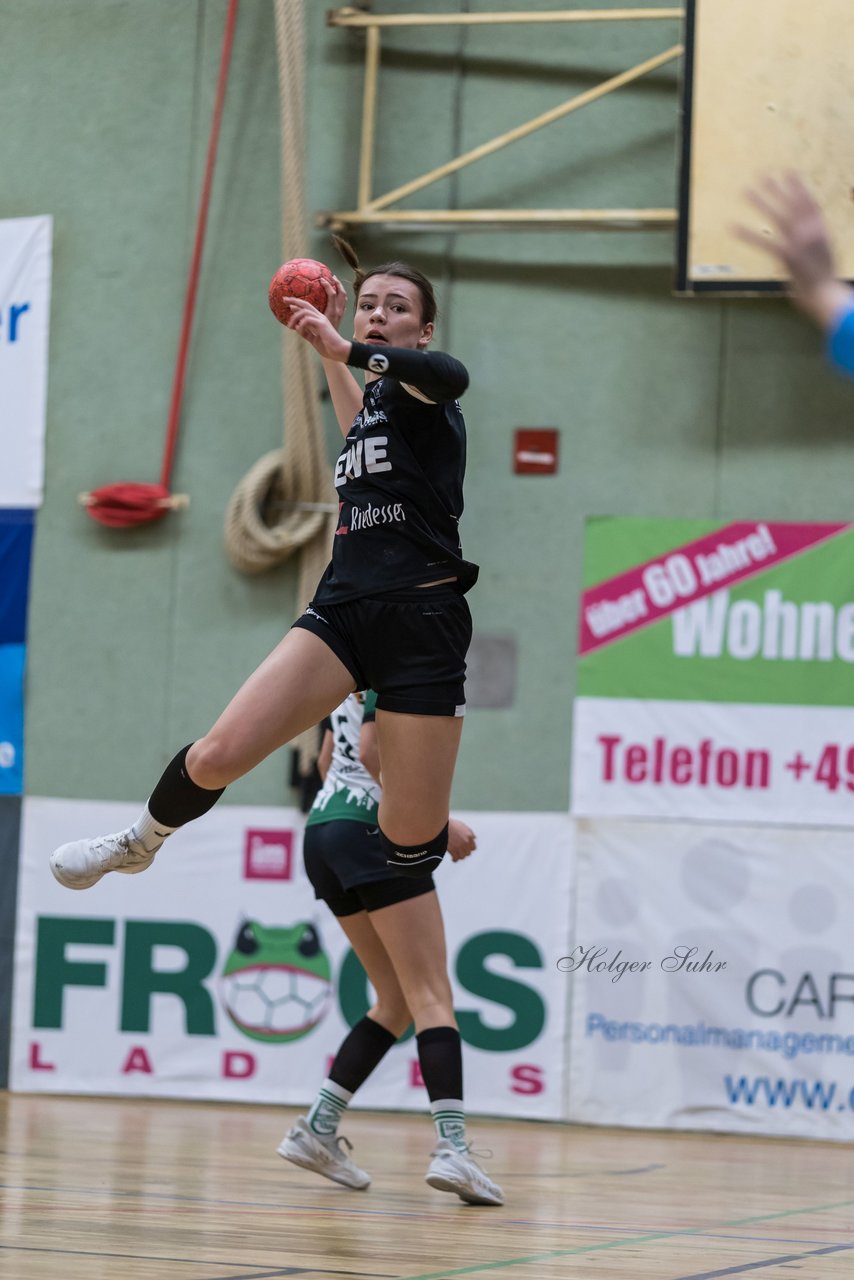 Bild 132 - wBJ SV Henstedt Ulzburg - TuRa Meldorf : Ergebnis: 22:38